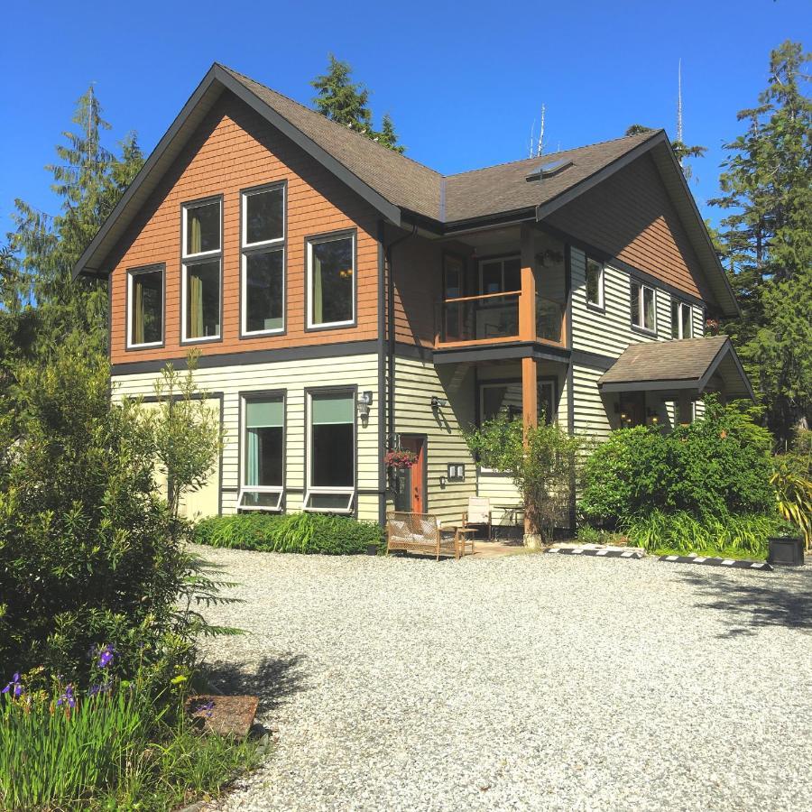 Cobble Wood And Bird Sanctuary Guest Houses Tofino Exteriér fotografie